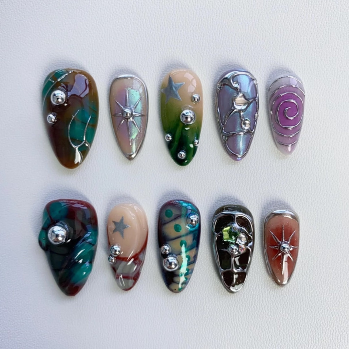 Living Link-Handmade Press on Nails