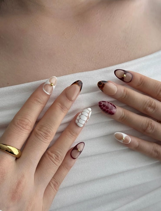 Living Link-Handmade Press on Nails