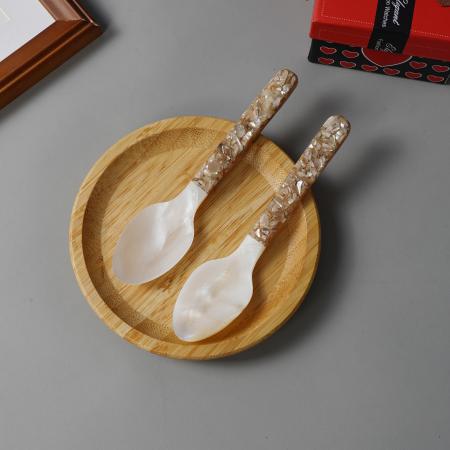 Luxury Pearl Shell Spoon Natural Material