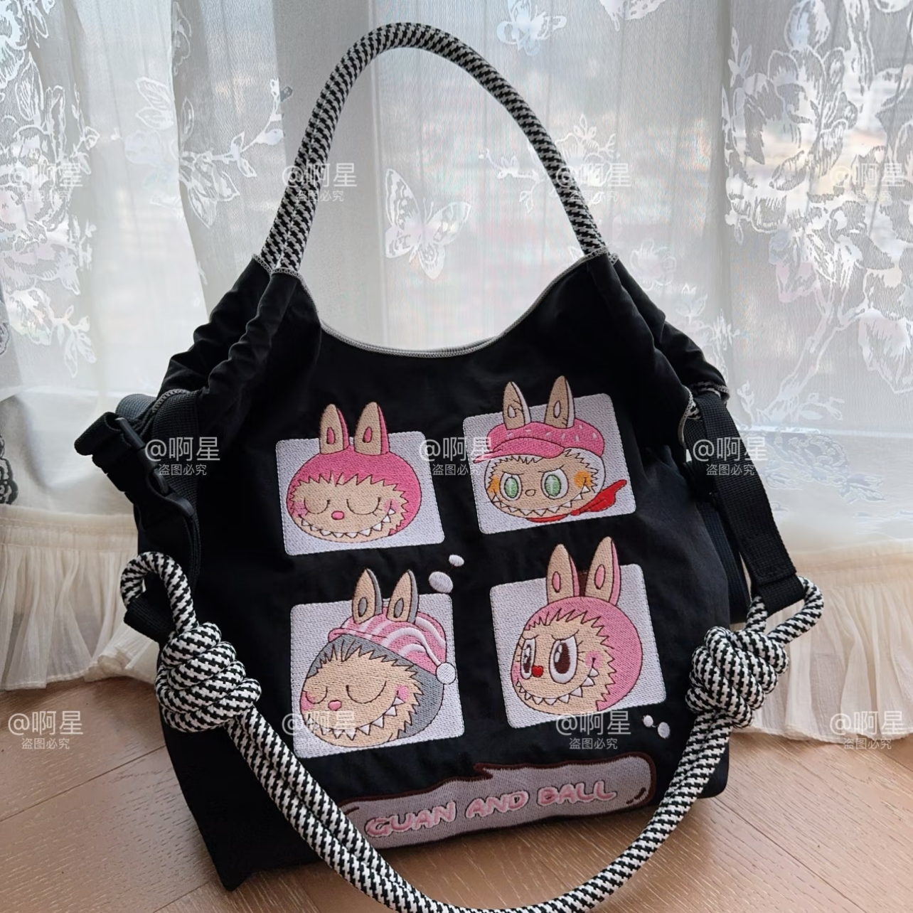 Embroidery Labubu Shoulder Bag Size M
